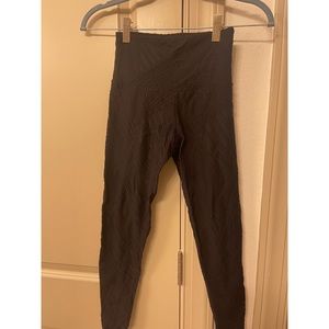 Onzir size small black leggings